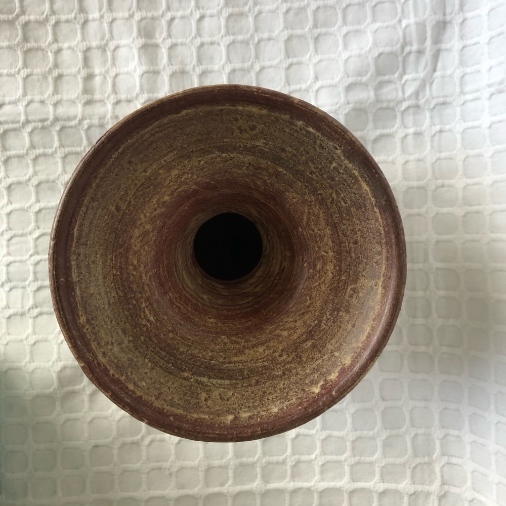 Pottery - Picture 4 of 8
